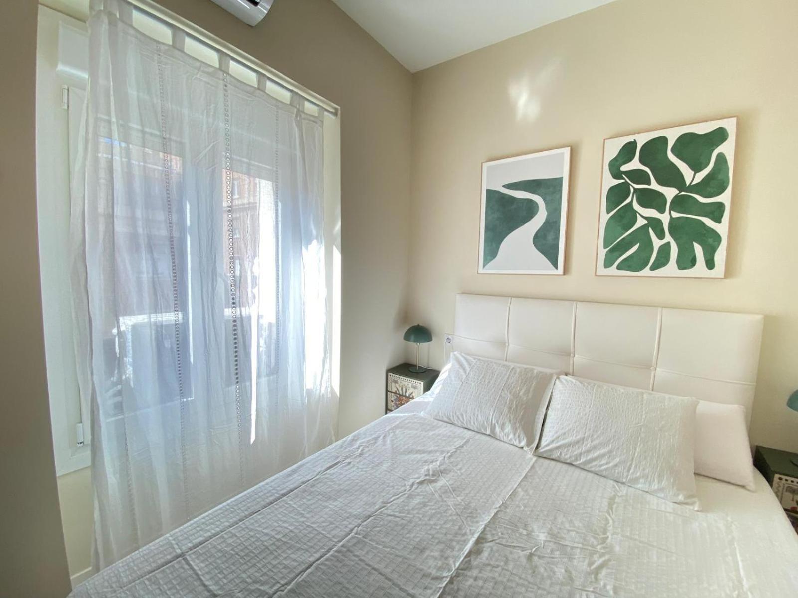 Estudios Gran Via Apartment Madrid