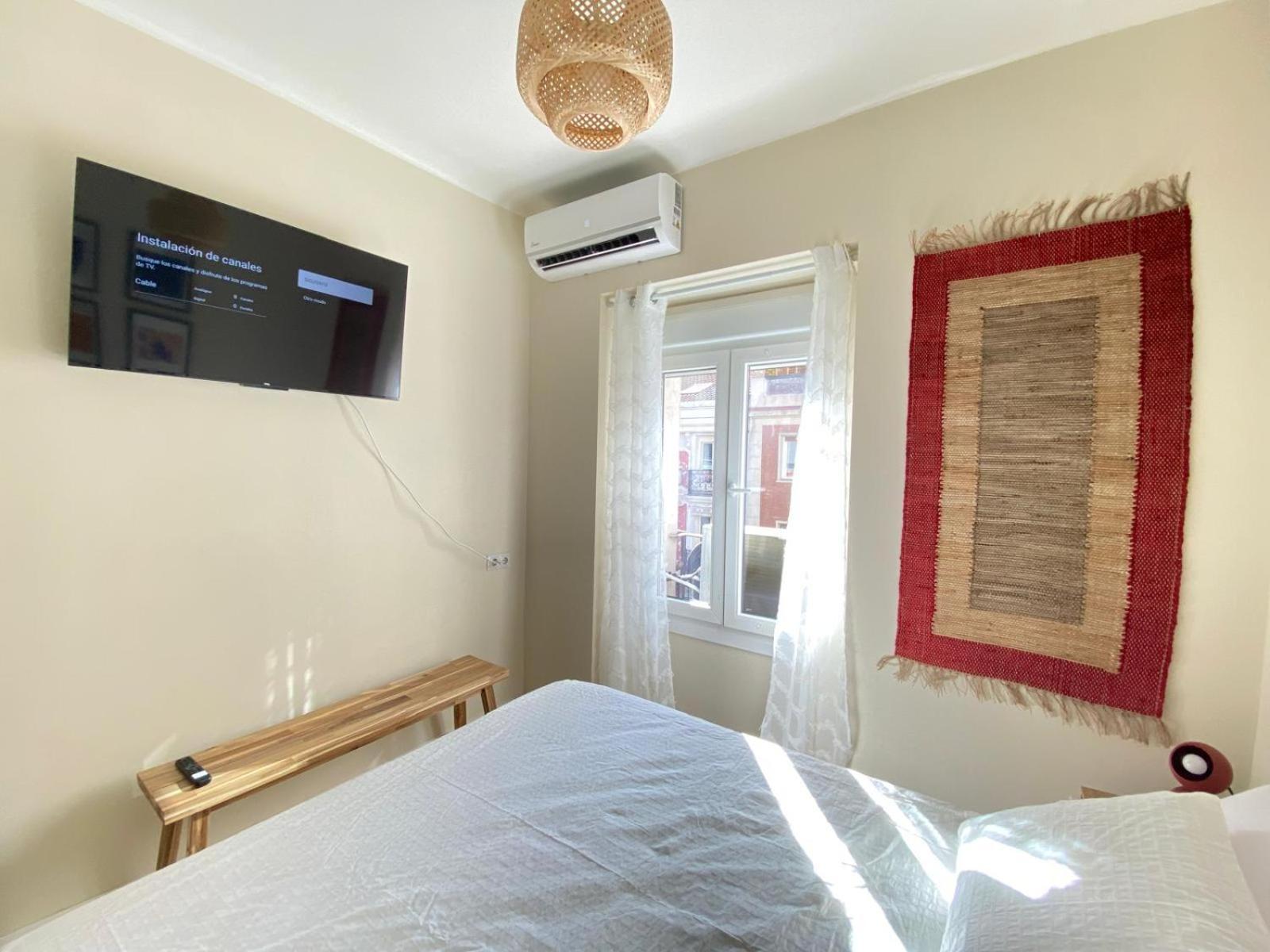 Estudios Gran Via Apartment Madrid